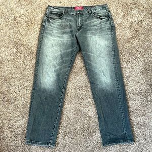 Lucky Brand 221 Original Straight Size 38x32 Color Black EXCELLENT CONDITION